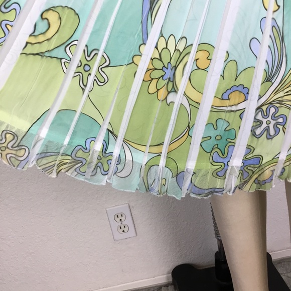 Floral Womens skirt Sz M Pleated Lightweight Summer Bohemian Elastic Wai… - Picture 7 of 9